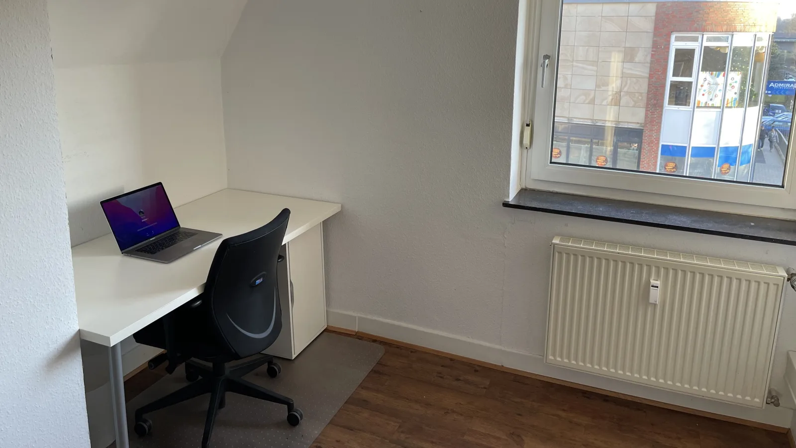 Einzelbüro in Rheine: Privatsphäre mitten im Coworking